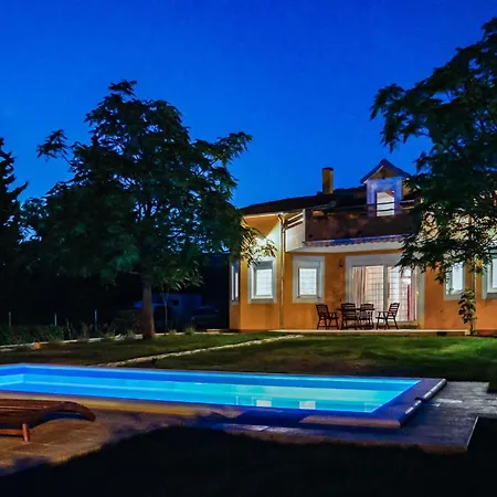 Σπίτι διακοπών Gorgeous In Dubrava Kod Sibenika *