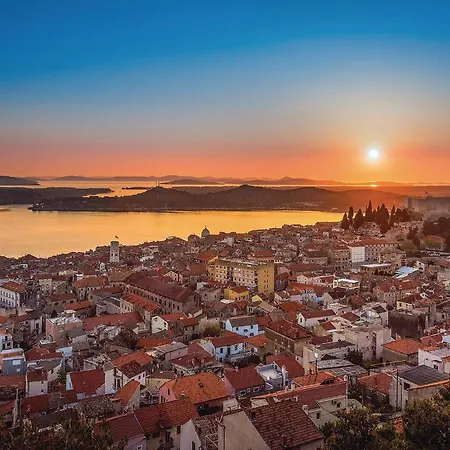 Σπίτι διακοπών Gorgeous In Dubrava Kod Sibenika *